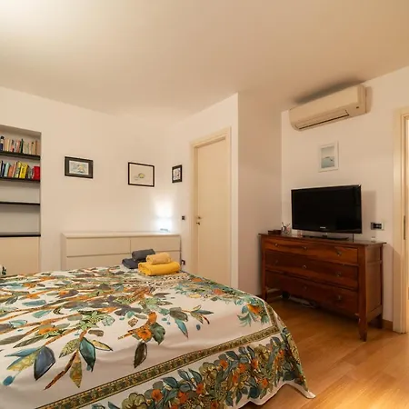 Apartamento A Tiny Terrace In Centre *