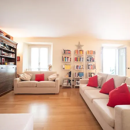 A Tiny Terrace In Centre Apartamento Milão